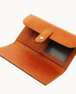 Alto Checkbook Holder - Image 5
